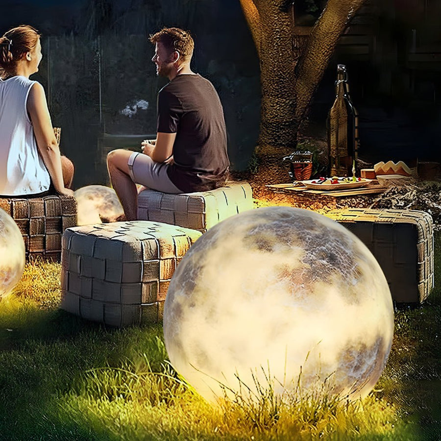 Outdoor Lawn Light - Modern LED Moon Globe - Solar Garden Pillar Lamp
